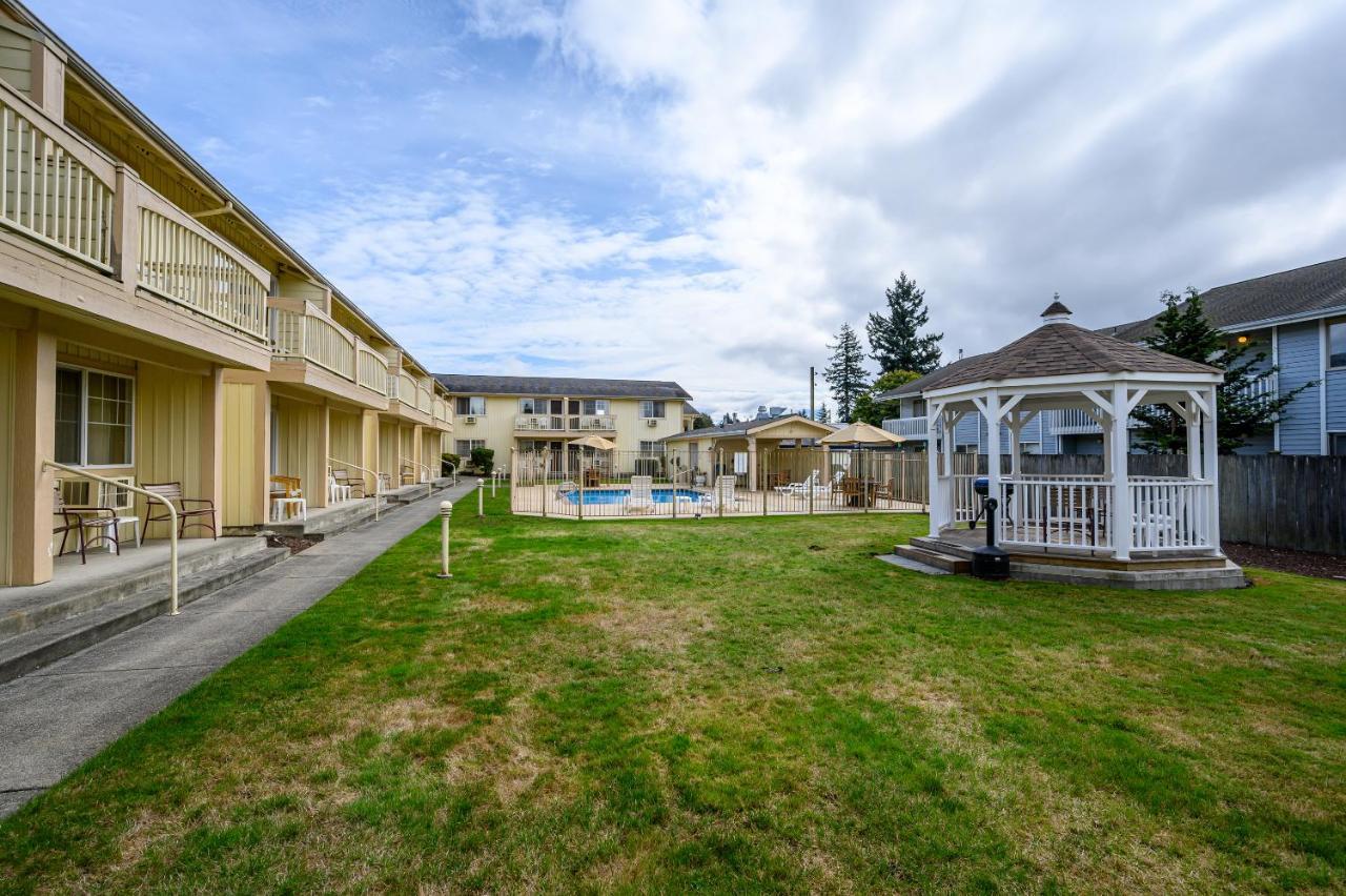 Three Rivers Inn Sedro Woolley Exterior photo